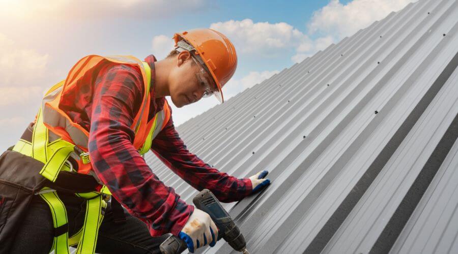 Professional Flat Roofing Installation in Davis, IL